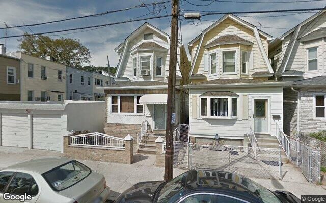 102-11 85th Ave, Richmond Hill, NY 11418