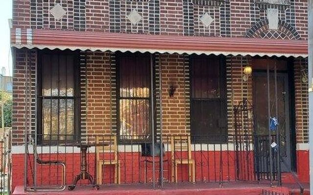 1146 St Marks Ave, Brooklyn, NY 11213 (Porch)