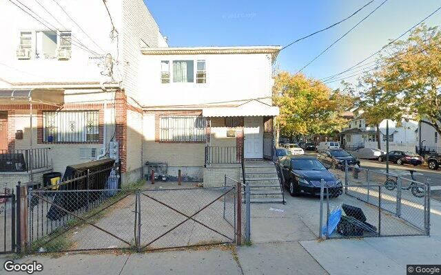 145-31 Lakewood Ave, Jamaica, NY 11435