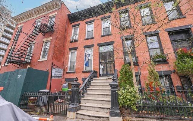 211 13th St, Brooklyn, NY 11215 (Porch)