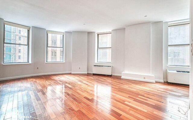 1 Wall Street Ct #605, New York, NY 10005