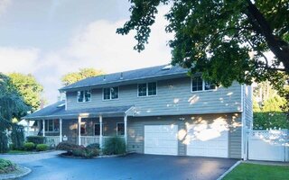 10 Basswood Pl, Melville, NY 11747