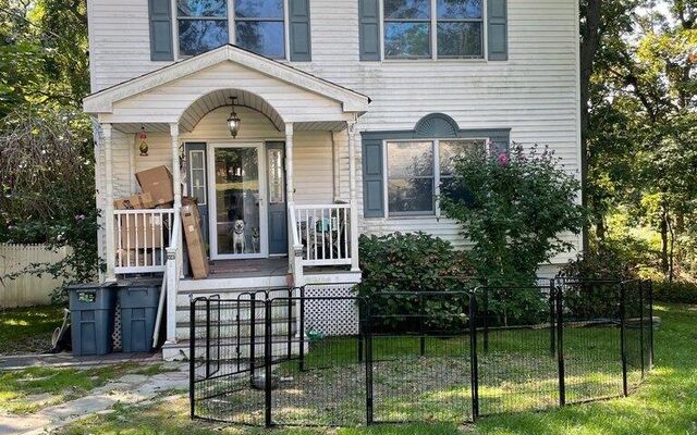 10 Cleveland Ave, Selden, NY 11784 (Exterior)