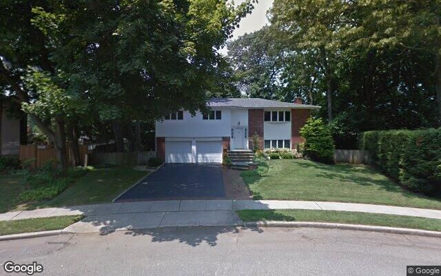 10 Lenore St, Syosset, NY 11791 (Kitchen)
