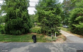 100 Bauer Ave, Manorville, NY 11949