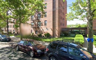 100 Colfax Ave #2D, Staten Island, NY 10306