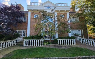 100 Copperflagg Ln, Staten Island, NY 10304
