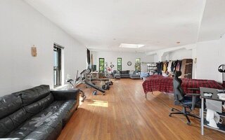 100 Lexington Ave #3L, Brooklyn, NY 11238