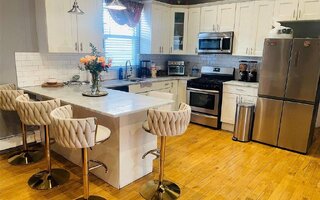 1020 Calhoun Ave, Bronx, NY 10465