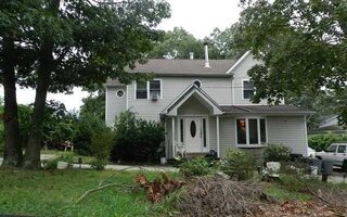 104 Highview Dr, Selden, NY 11784