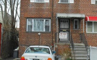 1046 E 212th St, Bronx, NY 10469