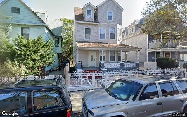 1063 E 35th St, Brooklyn, NY 11210