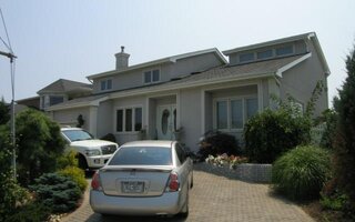 107 Stillwater Ave, Massapequa, NY 11758