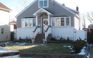 1072 Van Buren St, Baldwin, NY 11510