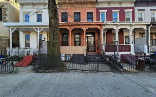 1076 Lafayette Ave, Brooklyn, NY 11221