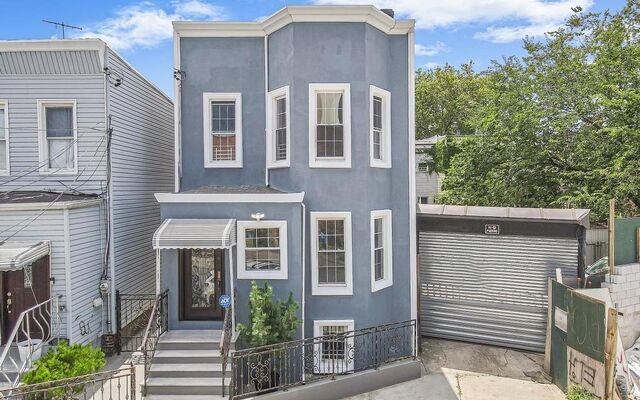 11-28 Welling Ct, Astoria, NY 11102 (Complete)