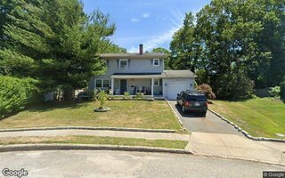 11 Greenmist Dr, Ronkonkoma, NY 11779
