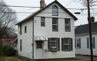 112 S 8th St, New Hyde Park, NY 11040