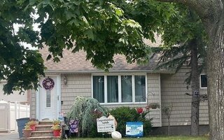 1139 Slabey Ave, Valley Stream, NY 11580