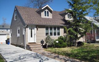 1139 Slabey Ave, Valley Stream, NY 11580