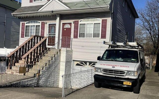 119 Campbell Ave, Staten Island, NY 10310 (Porch)