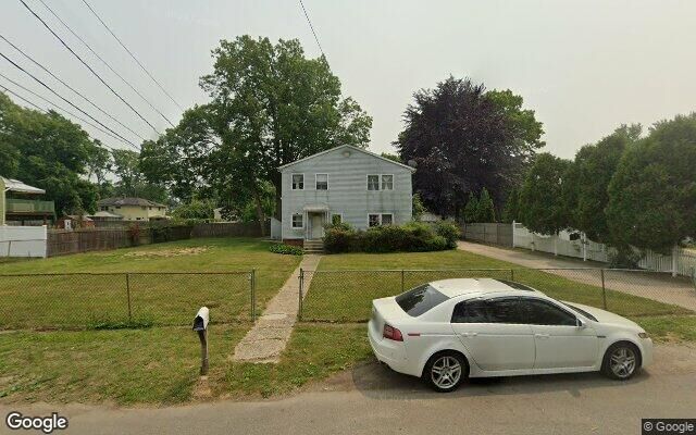 12 Glenmore Ave, Brentwood, NY 11717