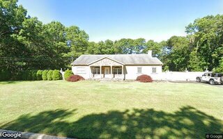 120 Freeman Ln, Manorville, NY 11949