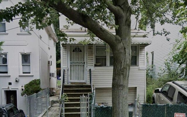 123 Roe St, Staten Island, NY 10310 (Incomplete)