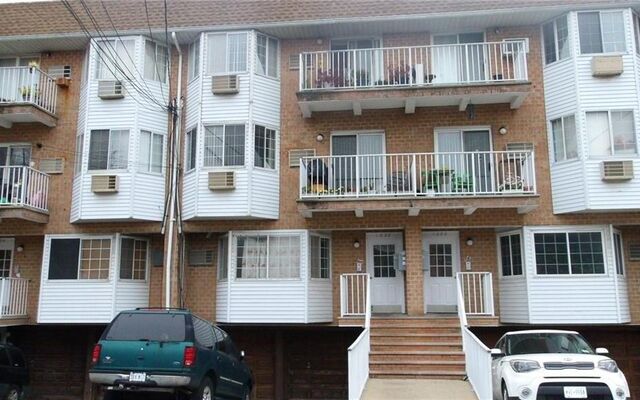 1232 E 82nd St #78, Brooklyn, NY 11236 (Porch)