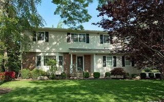 124 Millet St N, Dix Hills, NY 11746