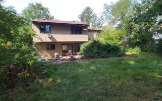 124 Sequoia Dr, Coram, NY 11727