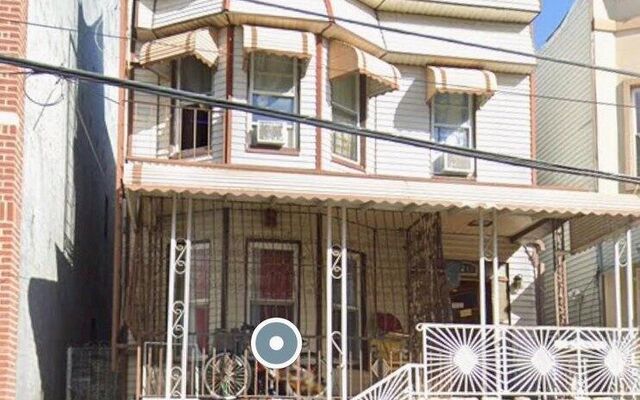1242 St Lawrence Ave, Bronx, NY 10472 (Porch)