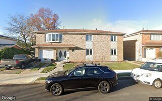 126 Pouch Ter, Staten Island, NY 10305