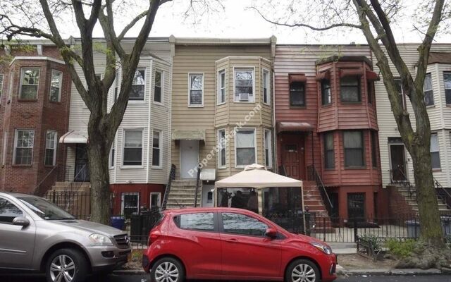 129 Weirfield St, Brooklyn, NY 11221 (Condo)