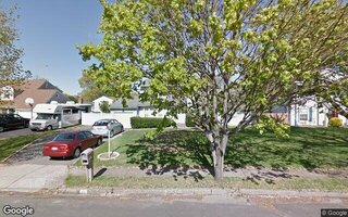 147 Cirrus Rd, Holbrook, NY 11741