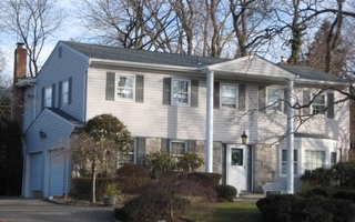 15 Willow Ct, Manhasset, NY 11030 15 Willow Ct, Manhasset, NY 11030