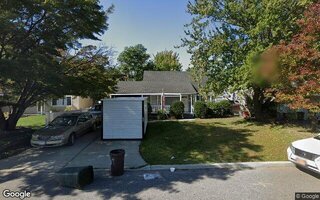 150 Deer Lake Dr, North Babylon, NY 11703