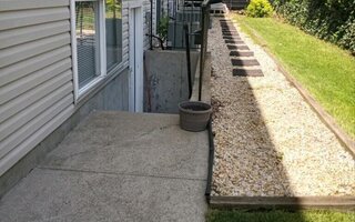 151 Waterbury Ave, Staten Island, NY 10309