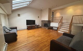 162 Birchwood Park Dr, Jericho, NY 11753