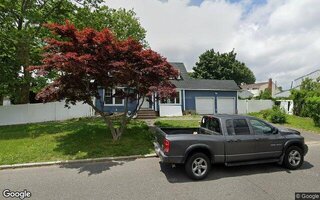 166 Jefferson Ave, Brentwood, NY 11717