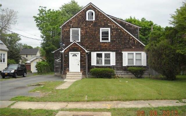 167 Rider Ave, Patchogue, NY 11772