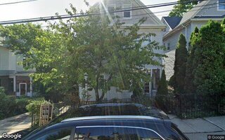 17 Pearl St, Staten Island, NY 10304