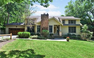 17 Winkle Point Dr, Northport, NY 11768