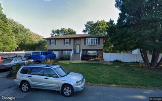 170 Sammis Ave, Deer Park, NY 11729