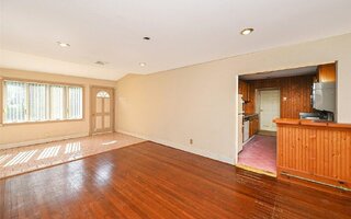 18 Milburn Rd, Sound Beach, NY 11789