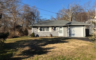 18 Thorburn St, Patchogue, NY 11772 18 Thorburn St, Patchogue, NY 11772