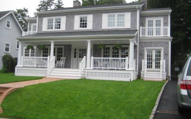 18 Windsor Rd, Great Neck, NY 11021