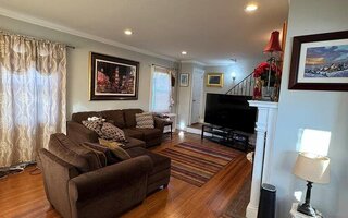 187 Castle Ave, Westbury, NY 11590