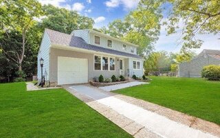 19 Clarkson Rd, Centereach, NY 11720