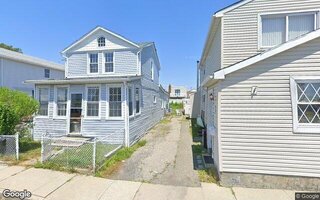 19 E 10th Rd, Broad Channel, NY 11693